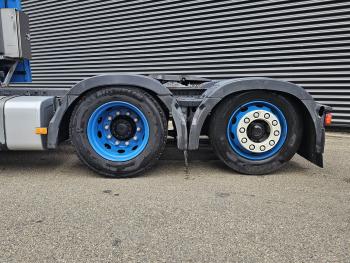 FH 420 6x2*4 / STEERING AXLE / HYDRAULIC